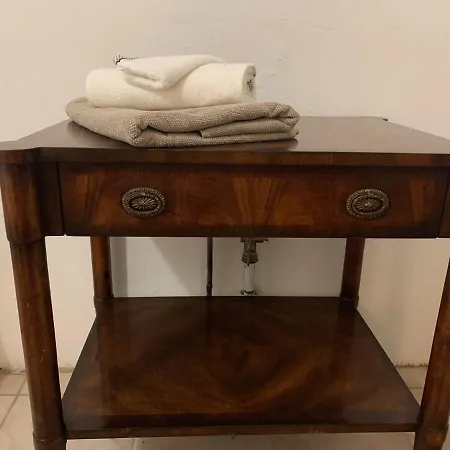 La Caseta Domaine Du Canteau Yf * Panjas