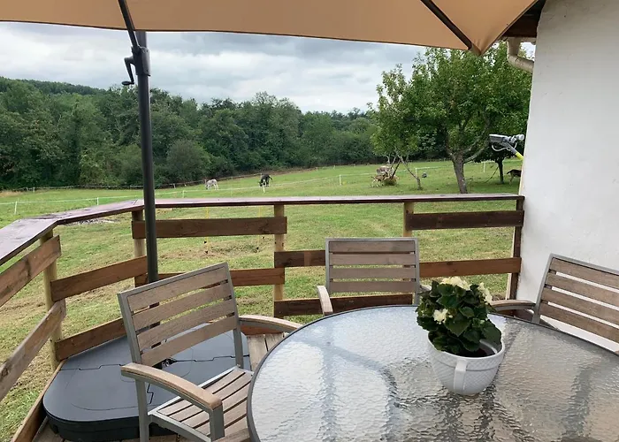 بيت للعطل La Caseta Domaine Du Canteau Yf *